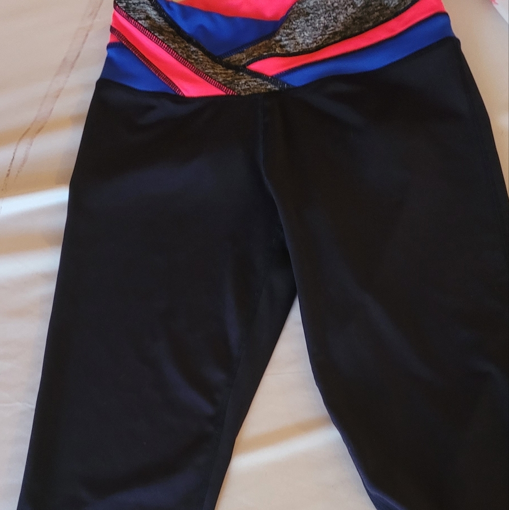 Size medium Capri legging